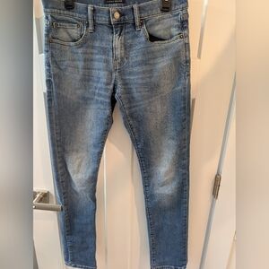 Lucky Brand 110 Slim Men's Jeans in Light Blue Wash, Sz 31/32